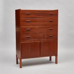 977 2384 CHEST OF DRAWERS